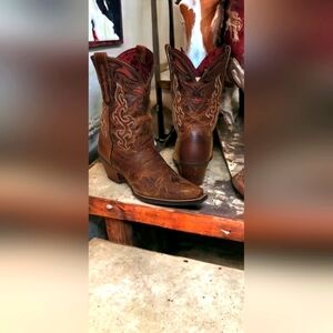 Ariat Western Full Grain Leather Cowgirl Boots
